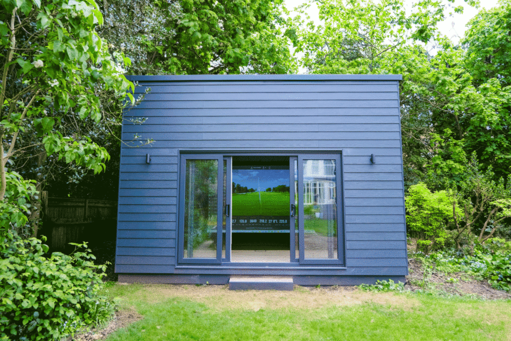 Top 5 Benefits of Installing a Golf Simulator in Your Garden Room